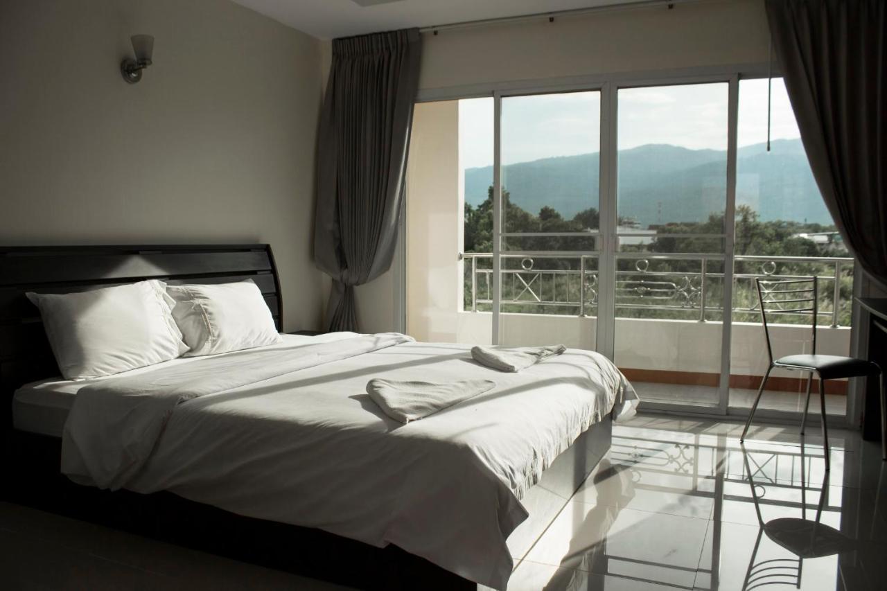Nattidaplace Hotel Chiangmai Чиангмай Экстерьер фото