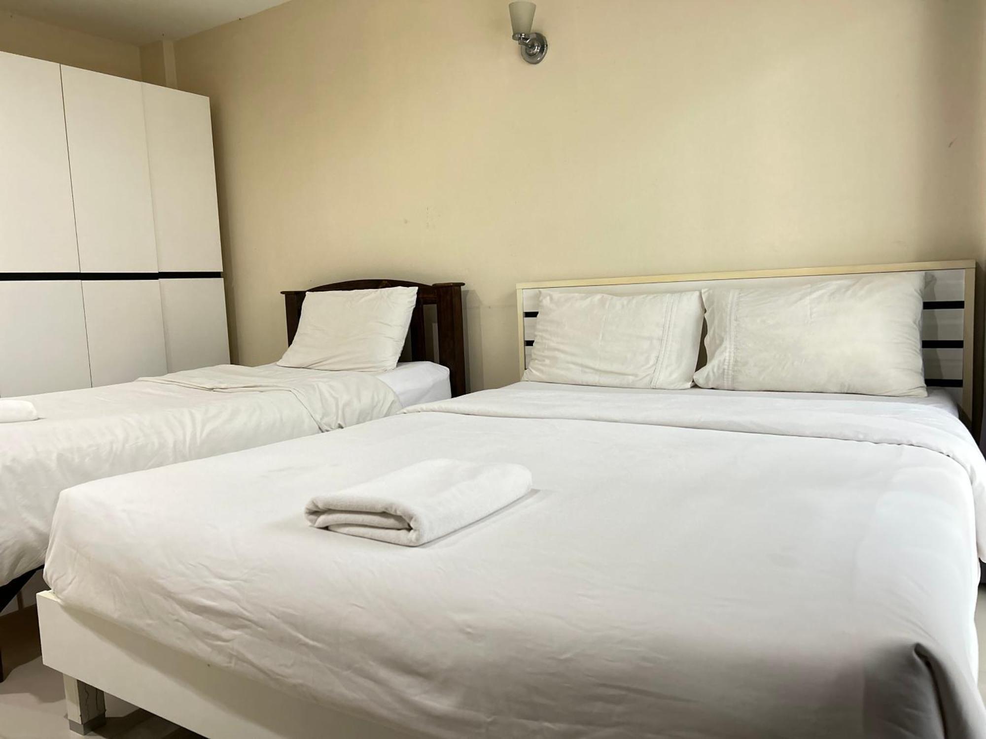 Nattidaplace Hotel Chiangmai Чиангмай Экстерьер фото